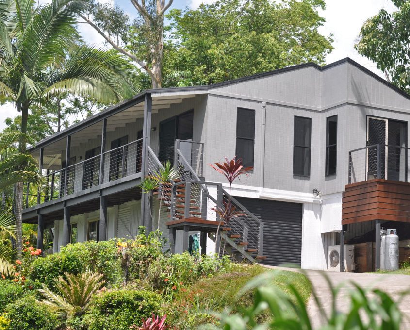 Sunshine Coast Painter - External Walls and Decking -AFTER
