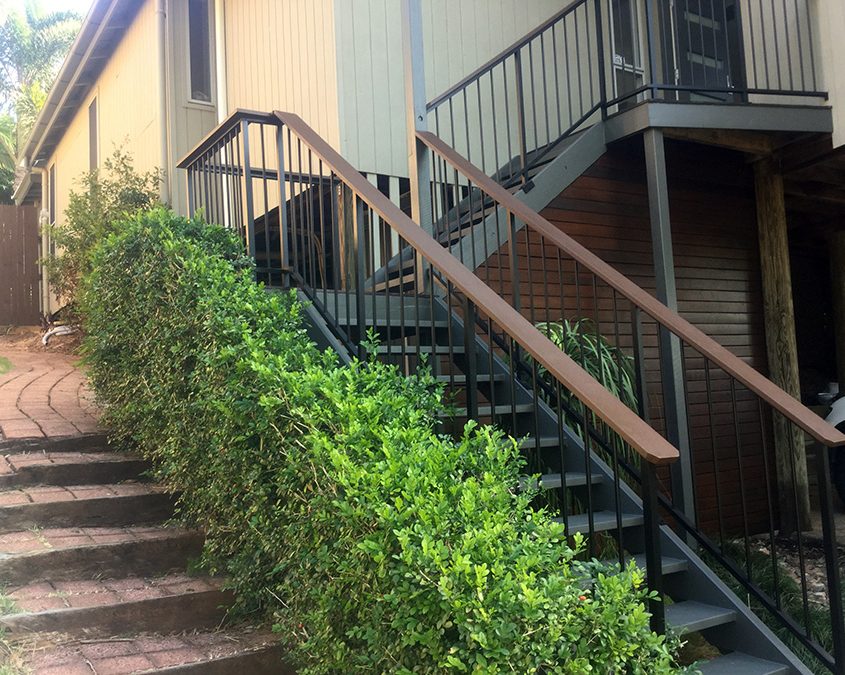 New balustrade installed - Pre house paint